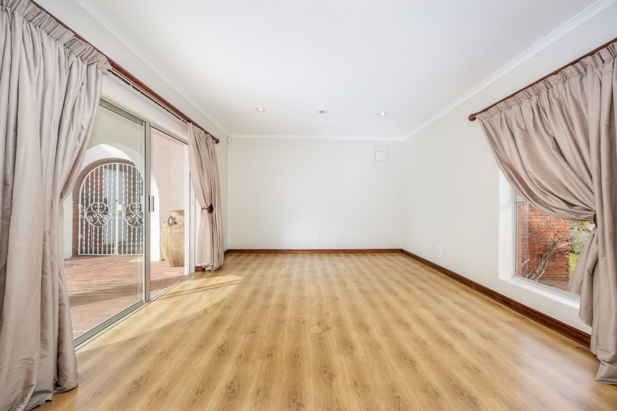 4 Bedroom Property for Sale in Valmary Park Western Cape